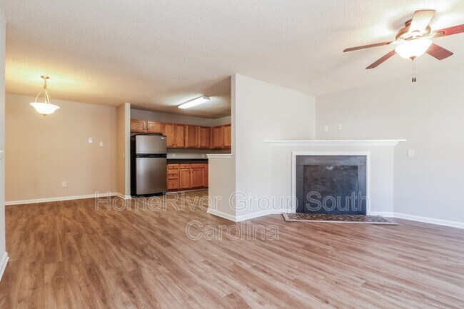 Foto del edificio - 606 State Rd S-8-977