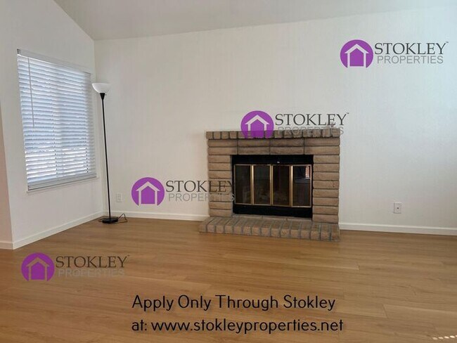 Foto del edificio - 2245 Highcliff Ct