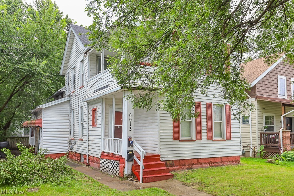 6013 Pear Ave Unit UP, Cleveland, OH 44102 Room for Rent in Cleveland