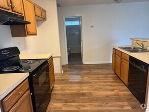 Building Photo - 908 Swearngan Ridge Ct