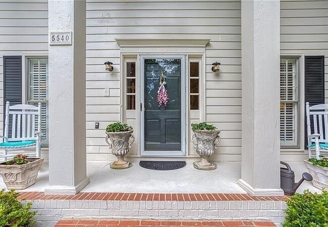 Building Photo - 5540 Windy Ridge Dr NE