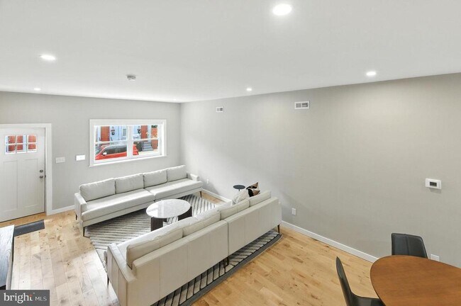 Foto del edificio - 1937 Dickinson St