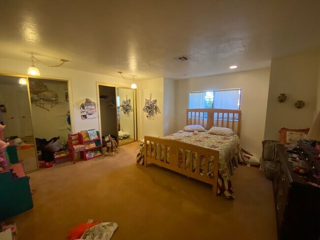 Foto del edificio - 3170 S Bloomington Dr W