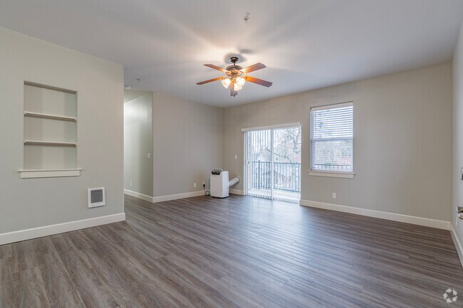 3BR, 2BA - Sala de estar de 1262SF - Aspen Grove Apartments