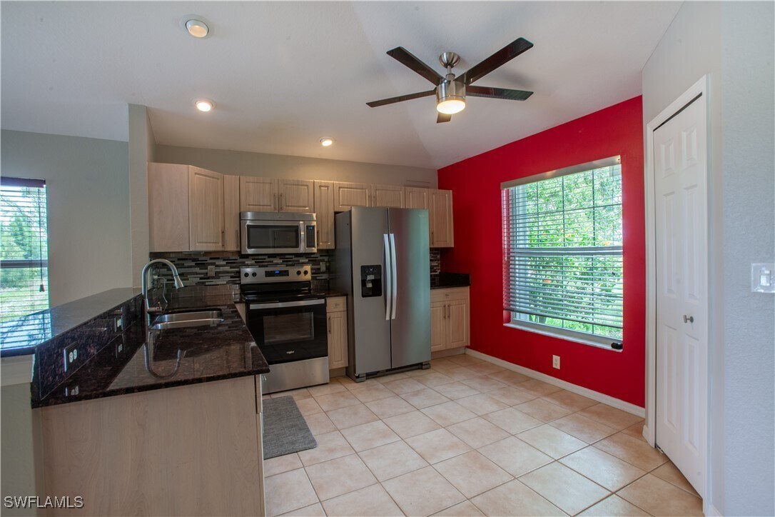 Primary Photo - 513 SW 3rd Ct