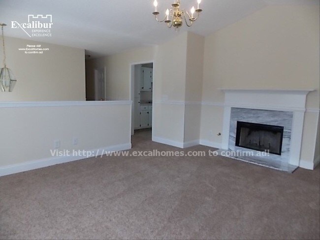 Building Photo - 1628 Fort Connors Way