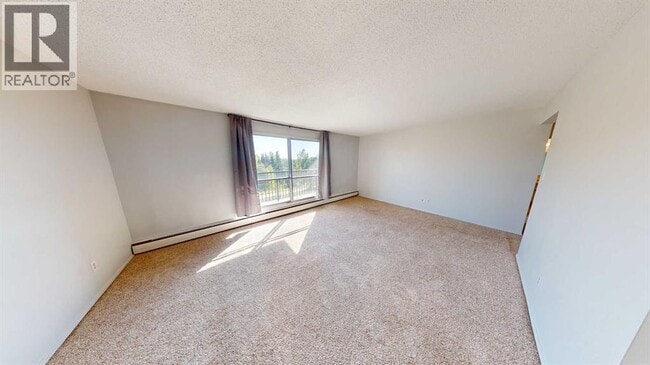 Photo du bâtiment - 10505-10103 103 St