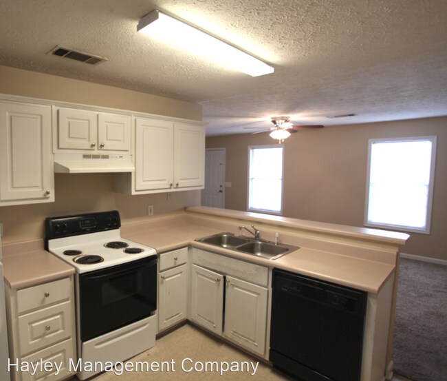 Building Photo - 3 br, 3 bath House - 1950 Panda Court