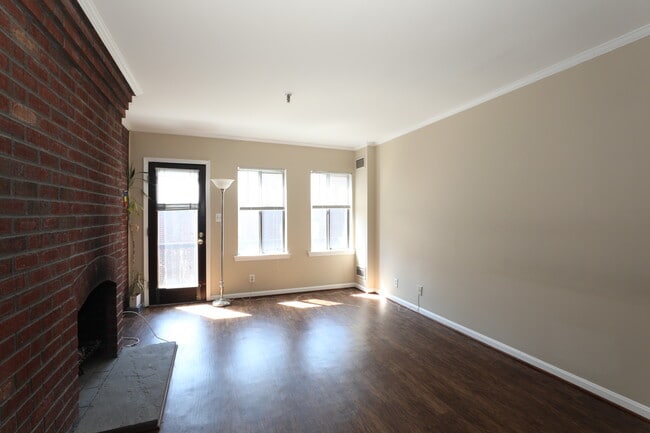 Foto del edificio - 1071 Paper Mill Ct NW