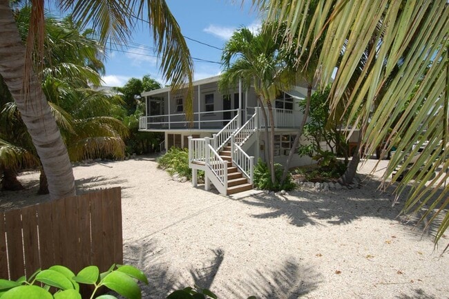 Building Photo - 27441 W Indies Dr