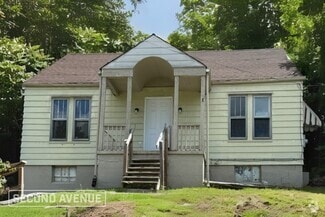 Building Photo - 742 Greenmound Rd