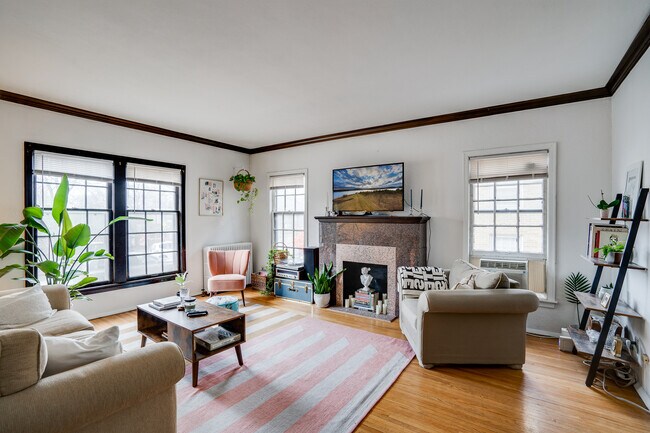 Foto del edificio - 2775 Xerxes Ave S