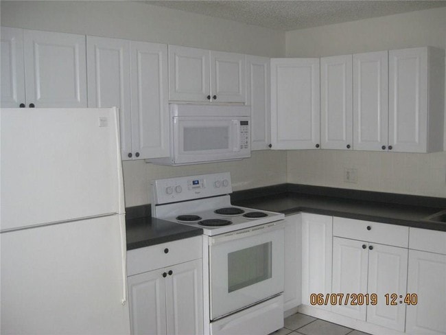 Building Photo - 4115 18th Pl