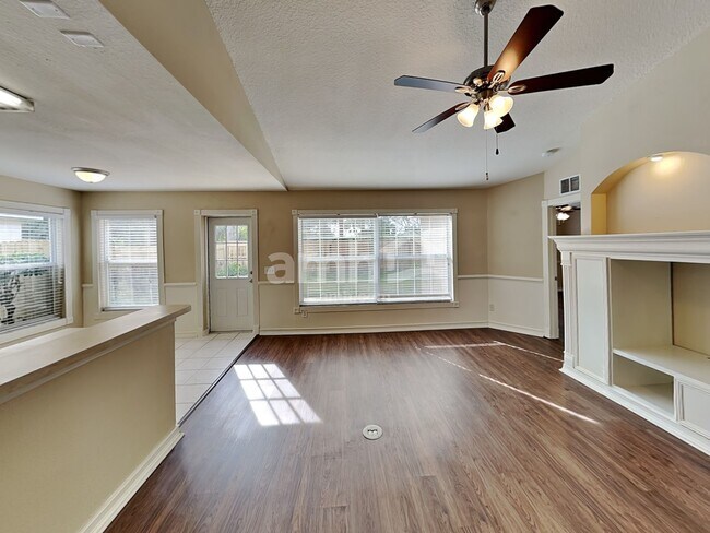 Foto del edificio - 11895 Dunster Ln