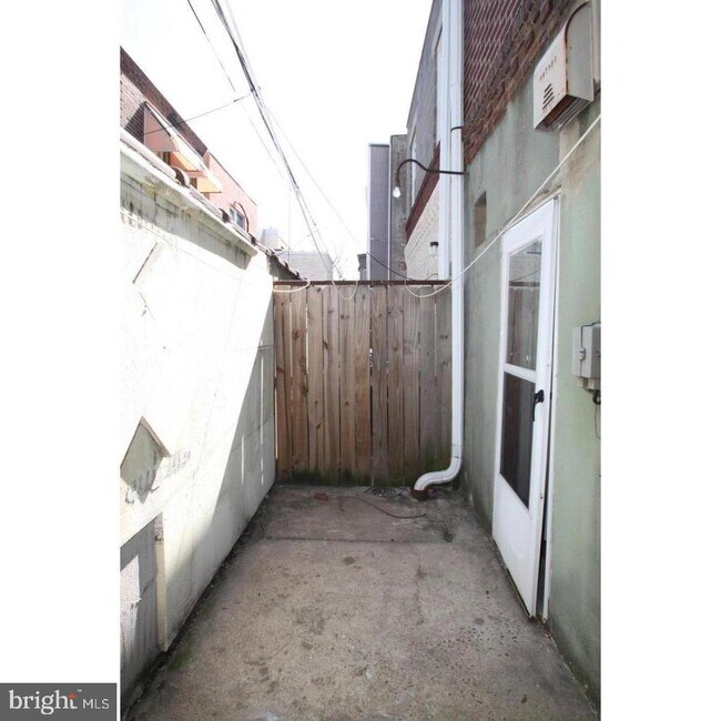 Foto del edificio - 1309 S Warnock St