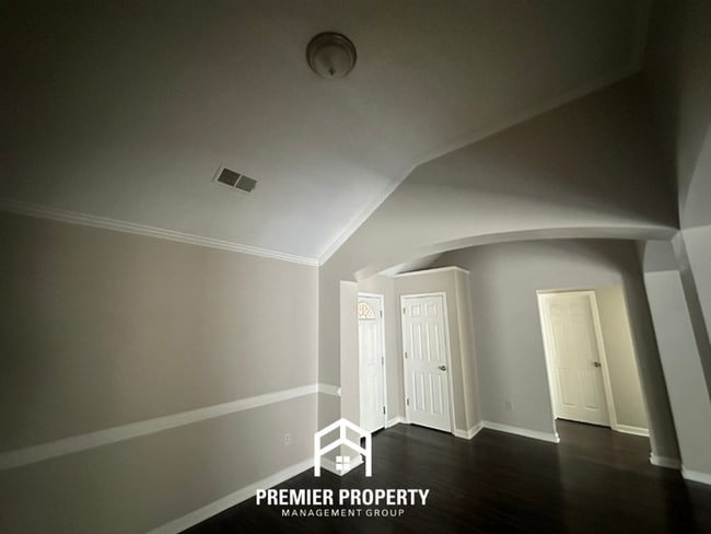 Photo - Stunning 3BR/2BA Arlington Home with Vaulted Ceilings, Luxury Bath & 2-Car Garage!