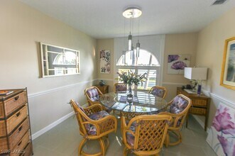 Building Photo - 800 New Waterford Dr