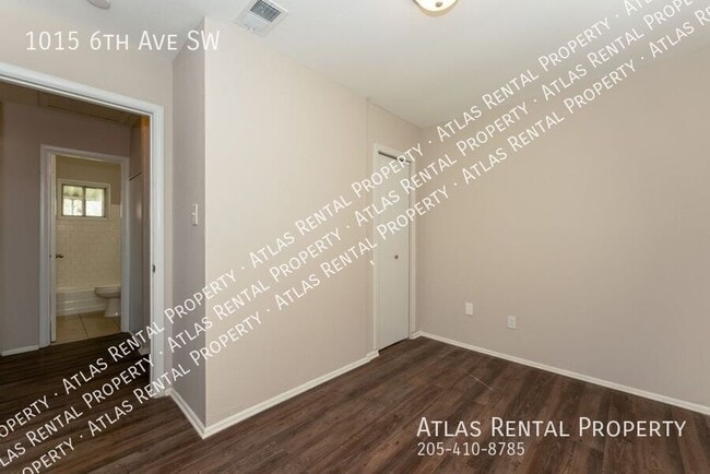 Foto del edificio - 1015 6th Ave SW