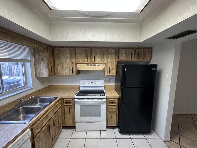 Foto del edificio - Coastal Living in the Heart of Indian Harbour Beach