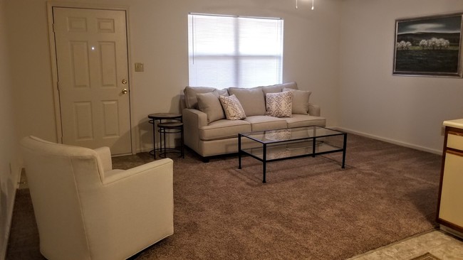 1 Bedroom Living Room - Wesley South at East Carolina