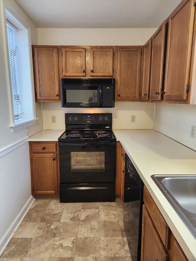 Foto del edificio - Crossgates Townhomes (05cr)