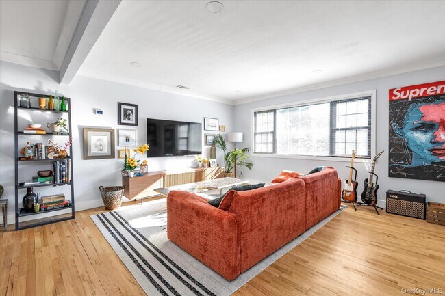 Foto del edificio - 4 Finch Pl