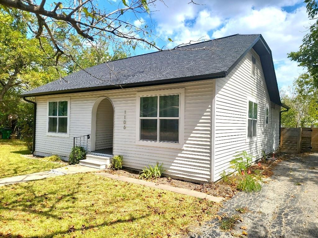 Foto principal - 1106 Hackberry St