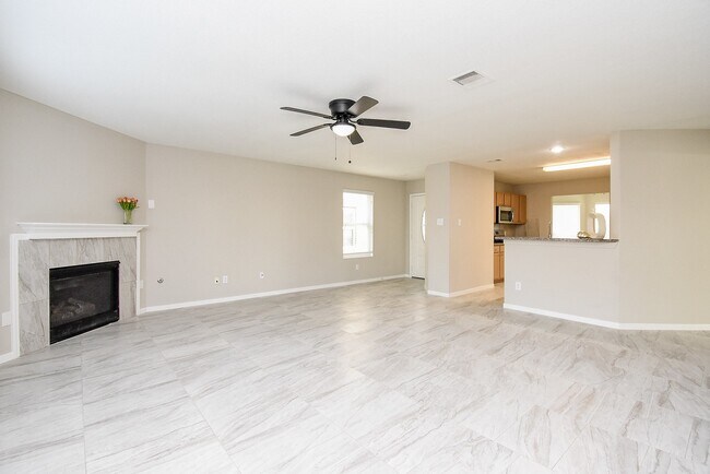 Foto del edificio - 5011 Ivy Fair Way