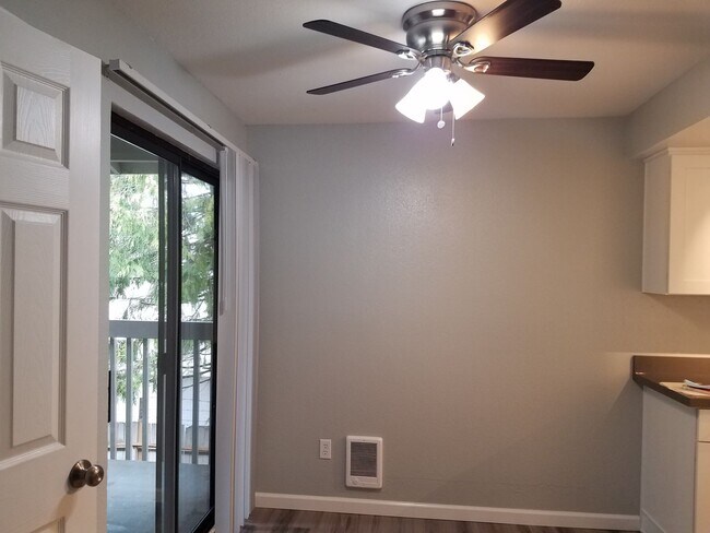 Foto del interior - Cedar Gardens Apartments
