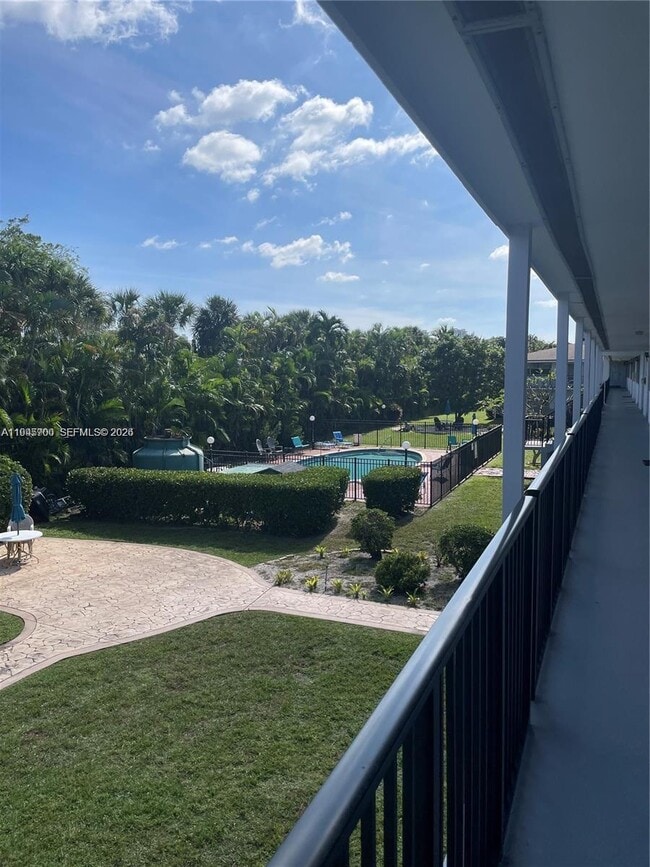 Building Photo - 1431 S 14th Ave