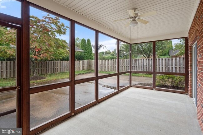 Foto del edificio - 188 Brittany Ln