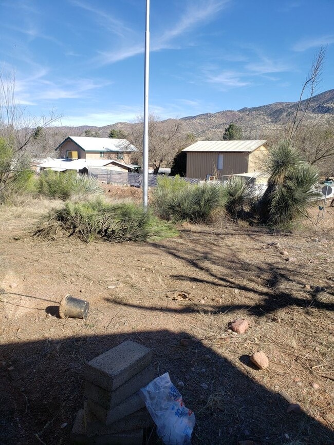 Building Photo - Lovely 2 Bed / 2 Bath Home in Gisela