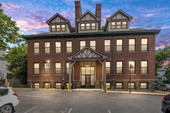 Foto del edificio - 220 Spencer Ave