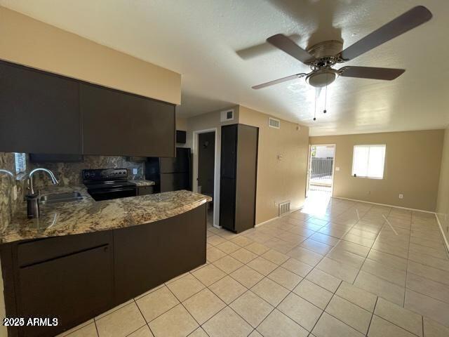 Foto del edificio - 4567 N 26th Dr