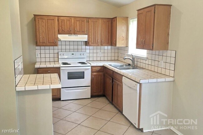 Building Photo - 820 Annapolis Dr