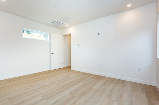 Foto del edificio - 4621 Idaho St