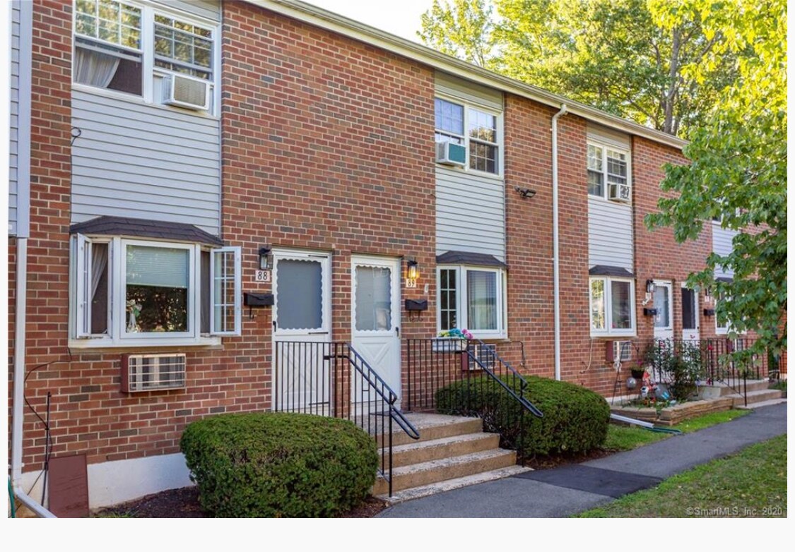 79 Beths Ave Unit 89, Bristol, CT 06010 Condo for Rent in Bristol, CT