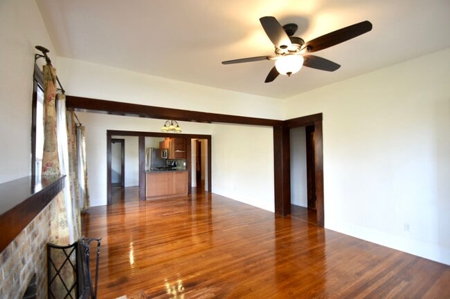 Building Photo - 4857 Kansas St
