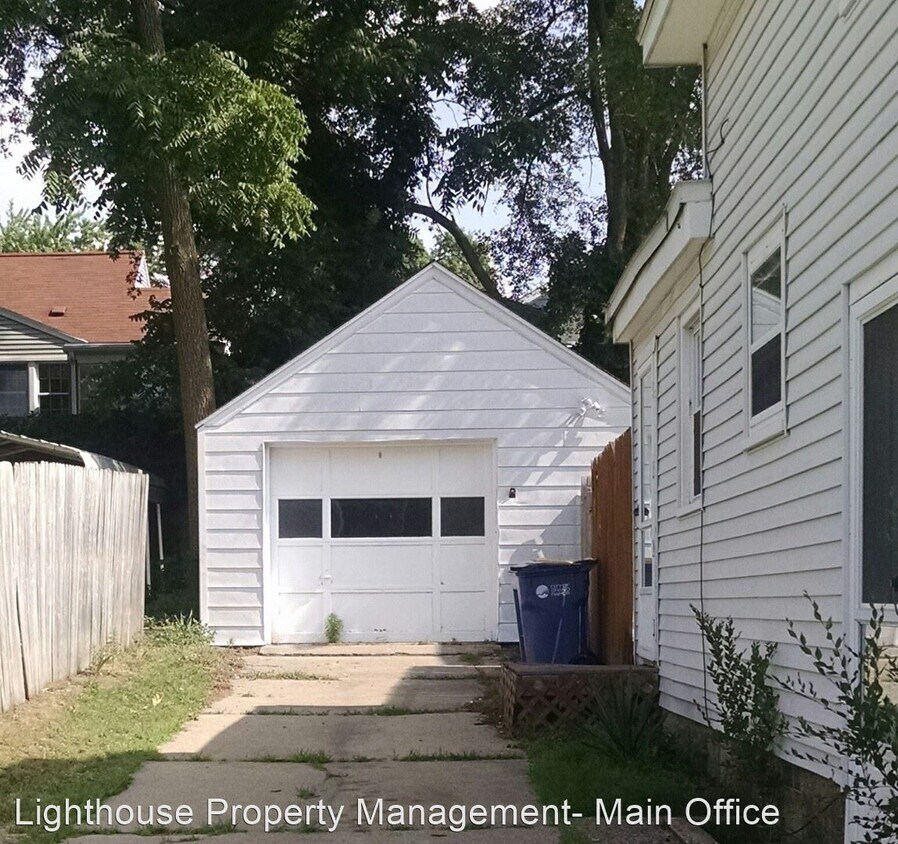 Foto del edificio - 3 br, 1.5 bath House - 1145 Hollywood St NE