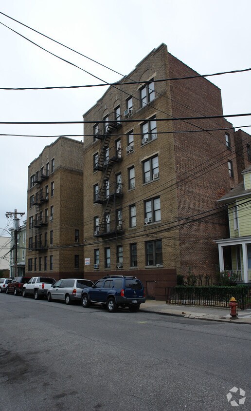 Foto principal - 26 Randolph St