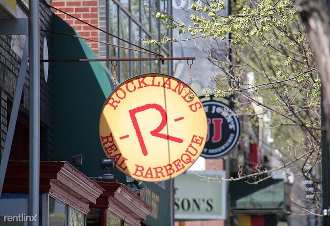 Foto del edificio - 2208 Wisconsin Ave NW