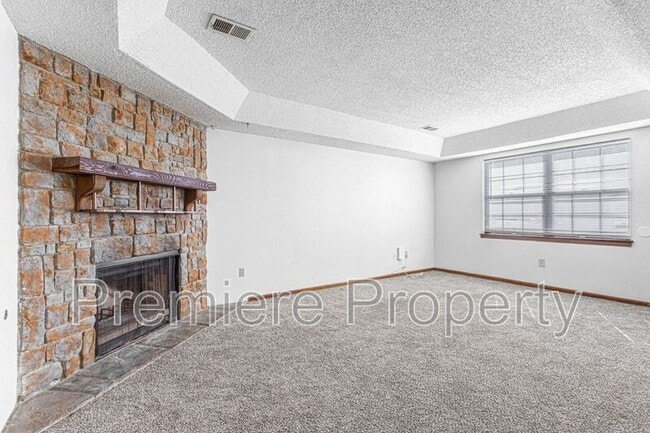 Foto del edificio - 9130 E 85 St