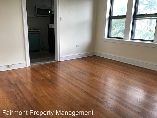 Foto del edificio - 2325 W Addison St