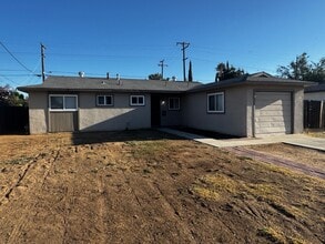 Building Photo - 925 Brookside Dr
