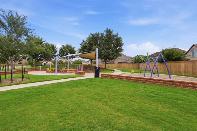 Foto del edificio - 2410 Ginger Mist Ct