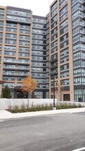 Building Photo - 1025 Mcnicoll Av