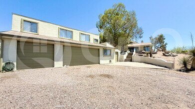 Building Photo - 11602 E Manana Rd
