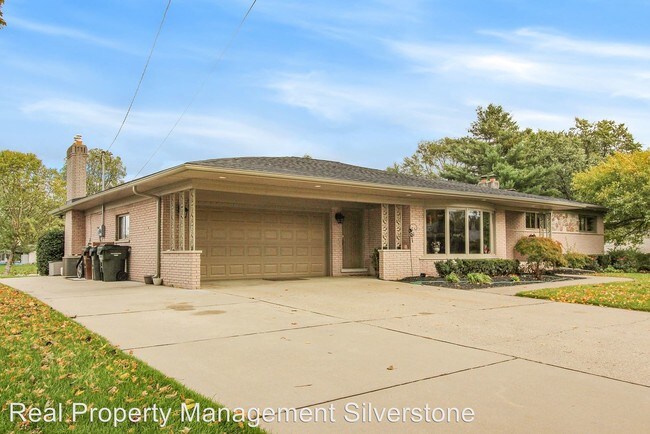Building Photo - 4 br, 3 bath House - 5189 Lorin Dr