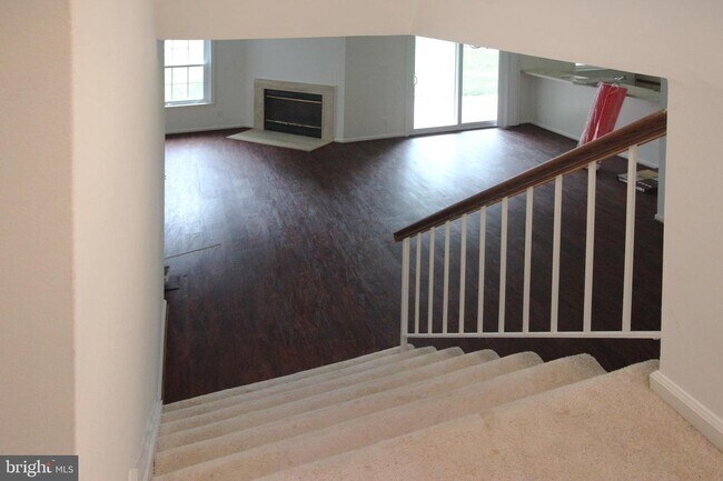 Foto del edificio - 12890 Grays Pointe Rd