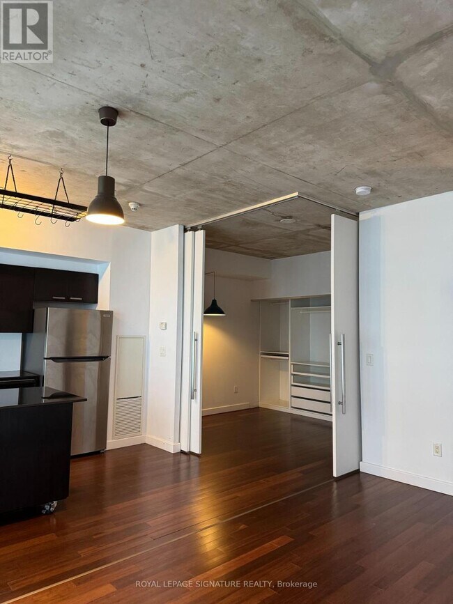 Building Photo - 179 George St